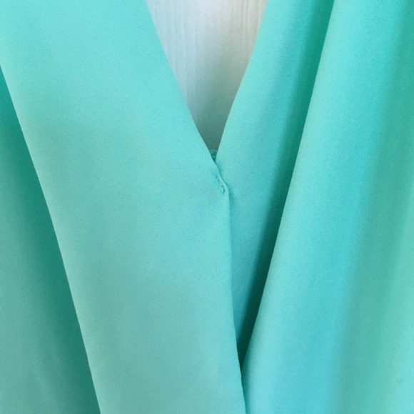 NWOT Eight sixty wrap halter top - Picture 4 of 6